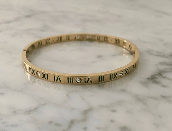 I Keep It Classy Bangle - 3 colors